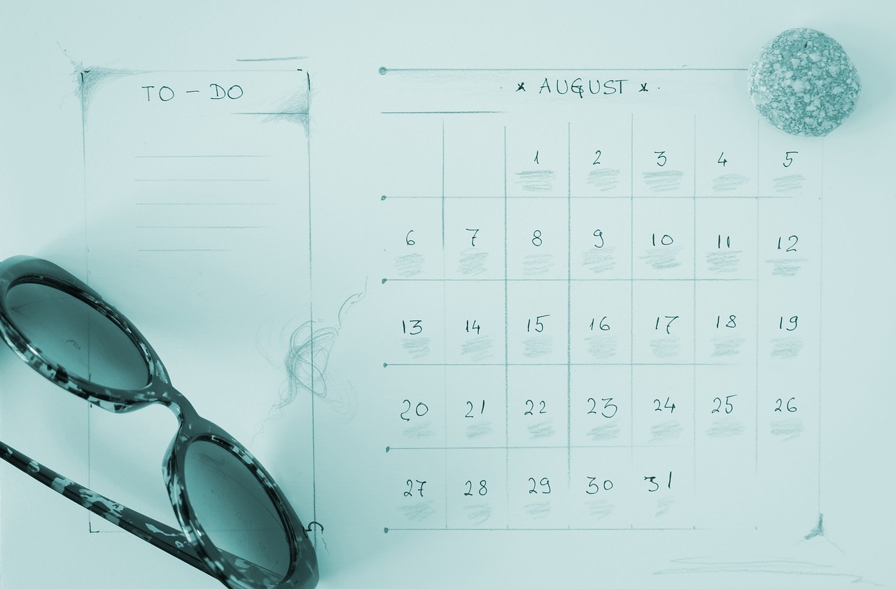 领导很为难如何开口请假,产假结束想续假怎么跟领导说请假