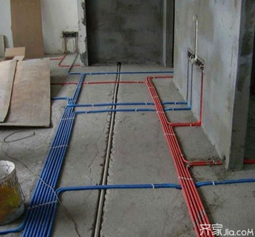 业内人士现场指出猫腻,曝光原材料内幕