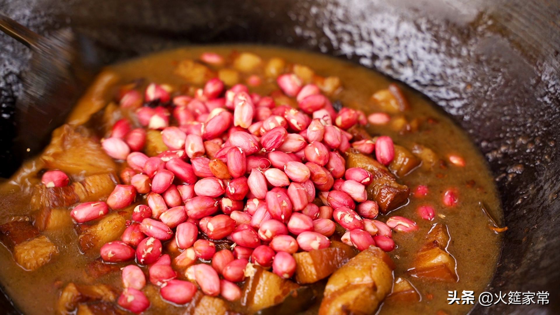 火哥教你做菜,红烧肉怎么做得软烂肥而不腻呢