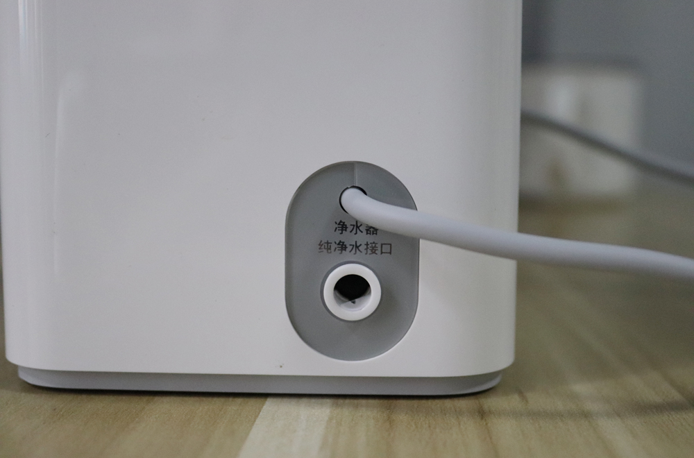 承包你全年的开水供应云米1秒即热管线机使用体验