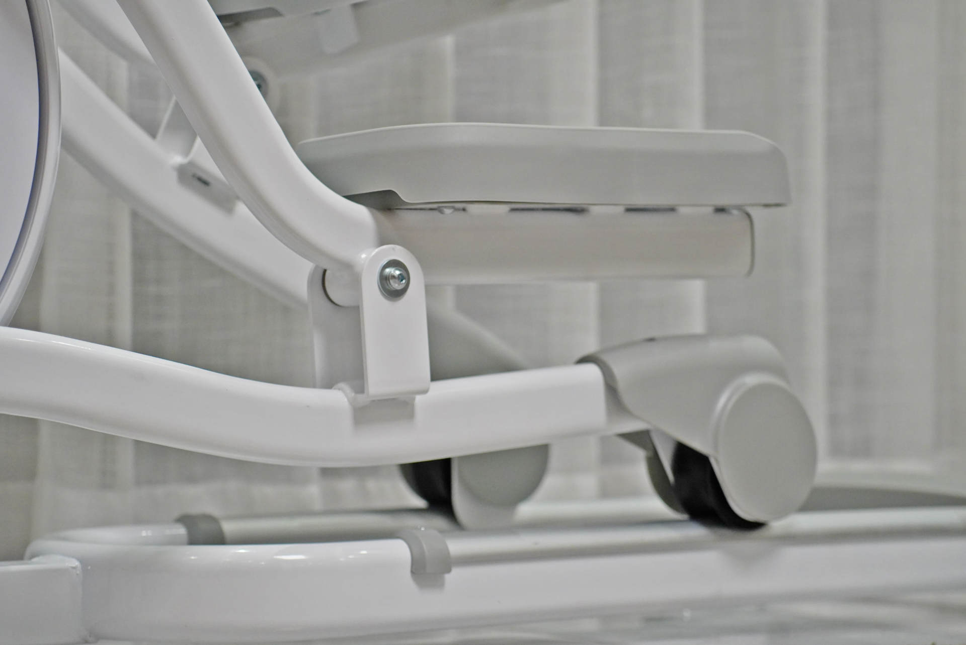 选择家用椭圆机真的有必要买吗,椭圆机到底值不值得买