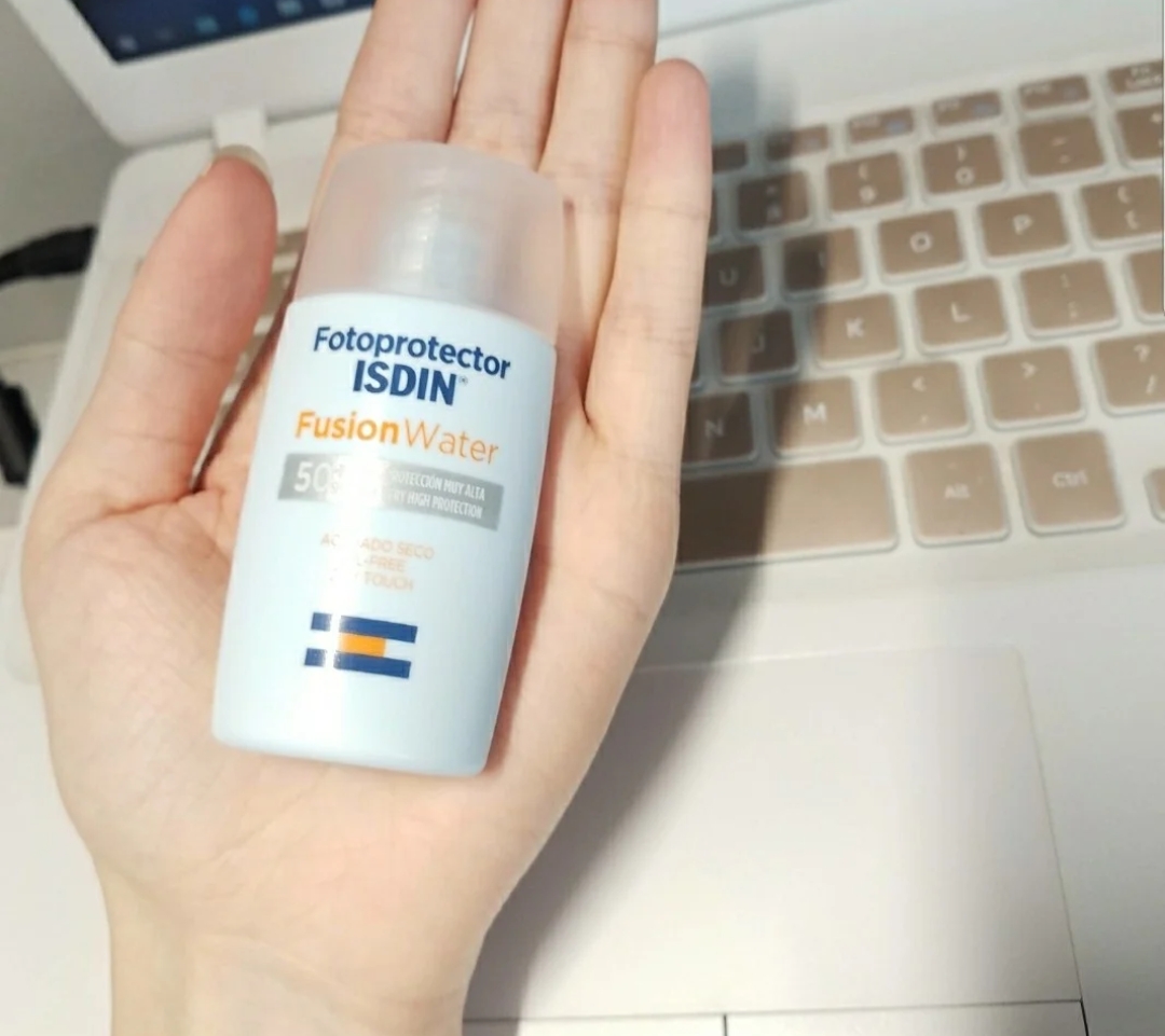 嘉娜宝世纪粉霜和兰蔻菁纯,兰蔻菁纯粉霜嘉娜宝世纪粉霜