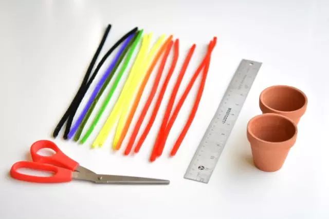 毛根扭扭棒手工制作过程图文,毛根扭扭棒手工制作教程过程图文