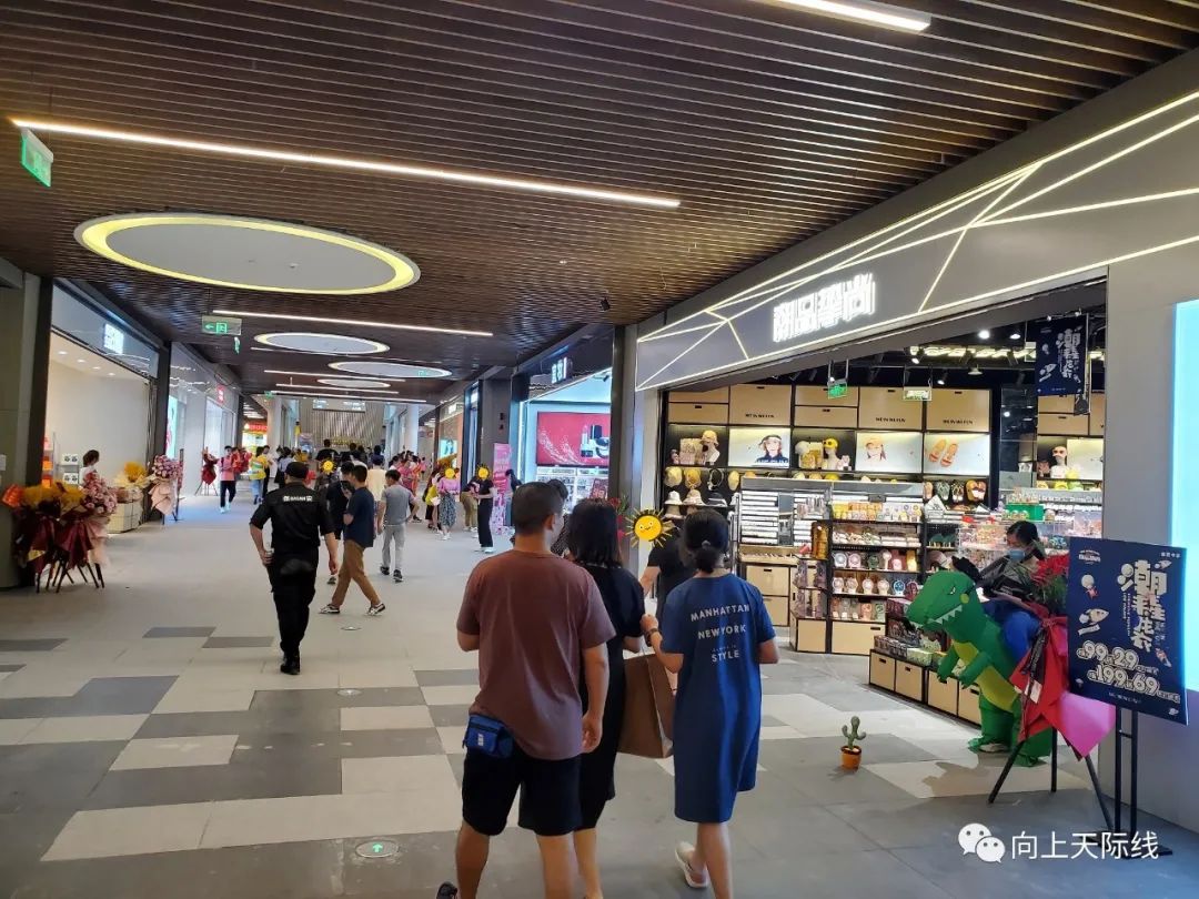 荟聚中心长沙,livat荟聚购物中心