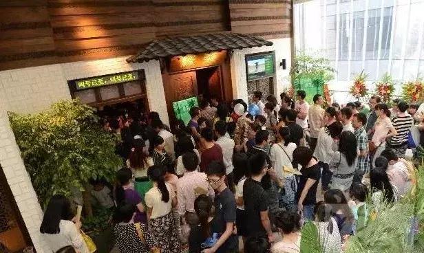 女装店营销案例：如何利用人性开店，打造客户无法抗拒的成交主张