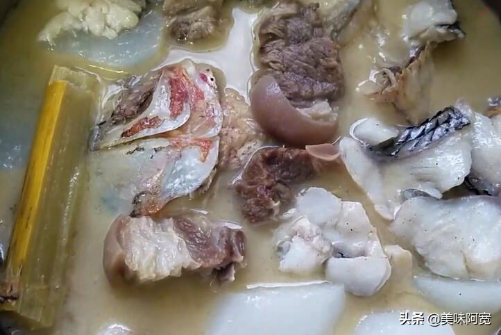 怎样炖鱼羊肉又嫩又好吃,冯小厨的菜谱羊肉炖鱼