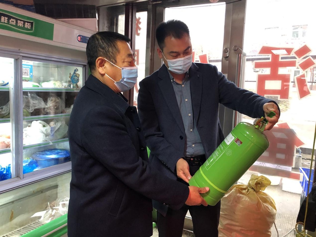 黑龙江红光农场有限公司工会安全检查确保疫情期间安全稳定