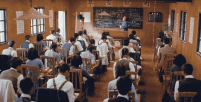 三娃奶爸王力宏，年入4.6亿，却一件衣服穿10年，钱都去哪了？