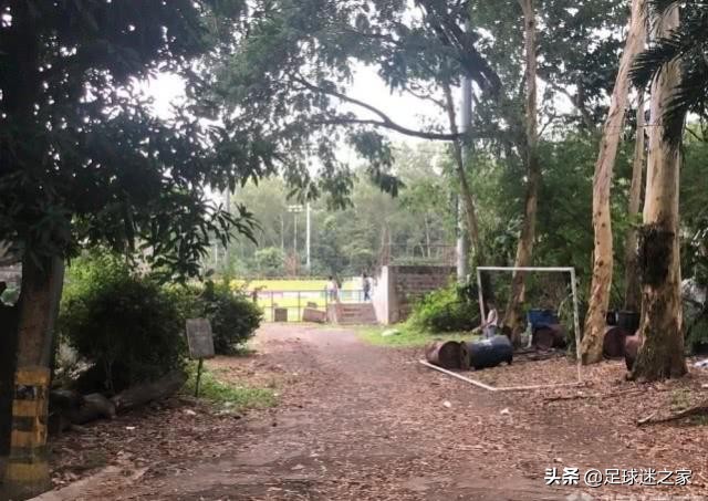 国足0-0菲律宾,国足0比5菲律宾