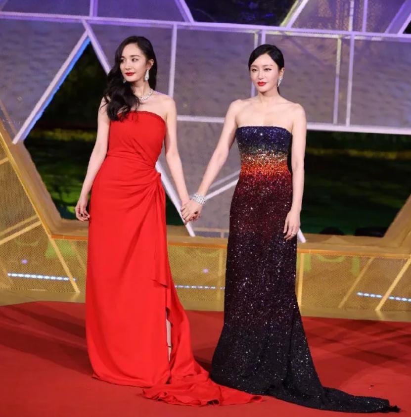 有颜有梗，有神仙同框，有好电影，金鸡奖名场面看晕了我