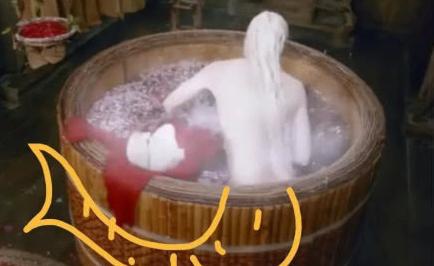 尺度惊人？现在的剧，为什么第一集，就要男女澡池子里“共浴”？