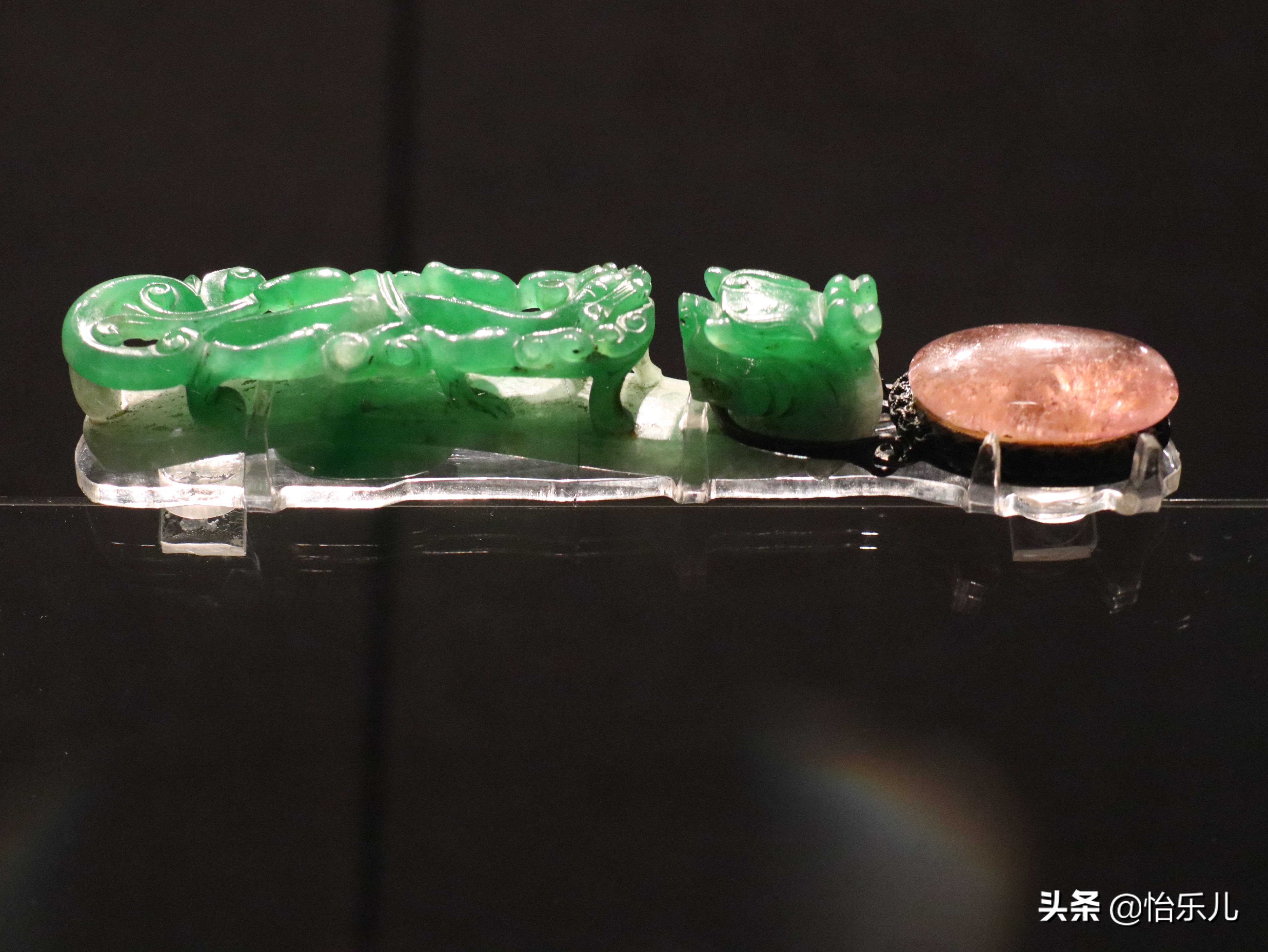 乾隆时期翡翠饰品,乾隆咸鱼翻身