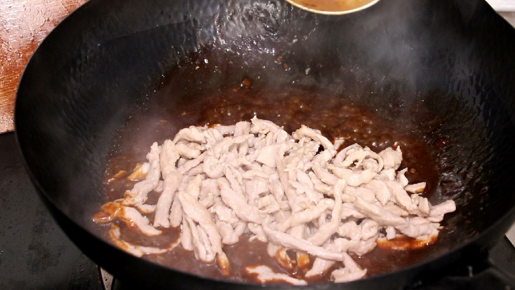 不管炒什么菜都好吃的诀窍,炒肉的技巧怎么才能不粘锅和熟透