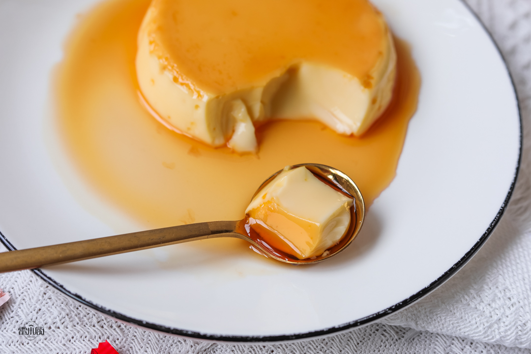 牛奶鸡蛋布丁蒸锅最简单的做法,怎么用鸡蛋牛奶做布丁