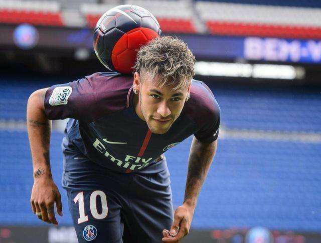 现役足坛身价排行,00后足坛十大巨星