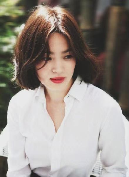 适合中短发不显老的烫发,中短发不显老洋气烫发