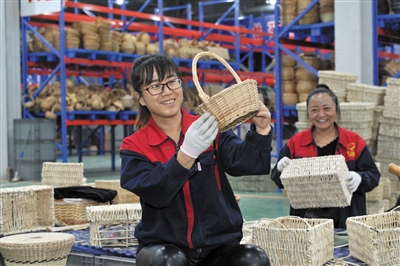 涓夋檵宸у浣滃搧澶у叏,涓夋檵宸у