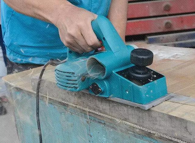 用什么机器打磨跟砂纸效果一样,砂纸打磨神器木工