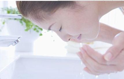 换季长痘怎么快速消除,秋季上火怎么调理最有效