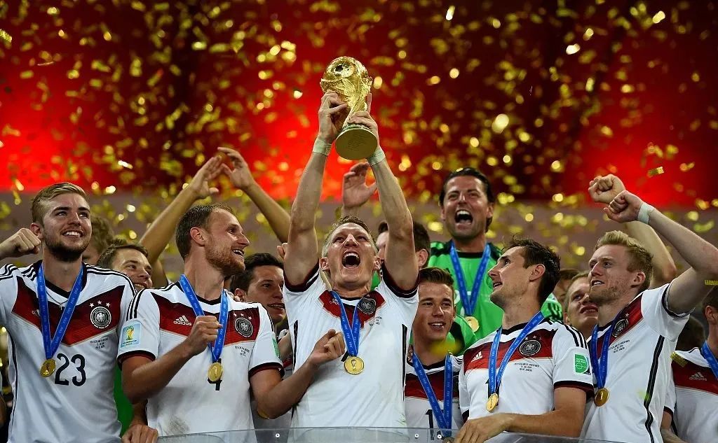 你们的南大王回来了，拜仁重返欧洲巅峰，背后则是不可忽视的青训体系