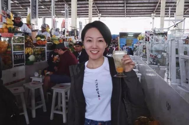 林更新与网红同游晒亲密照,林更新网红同框