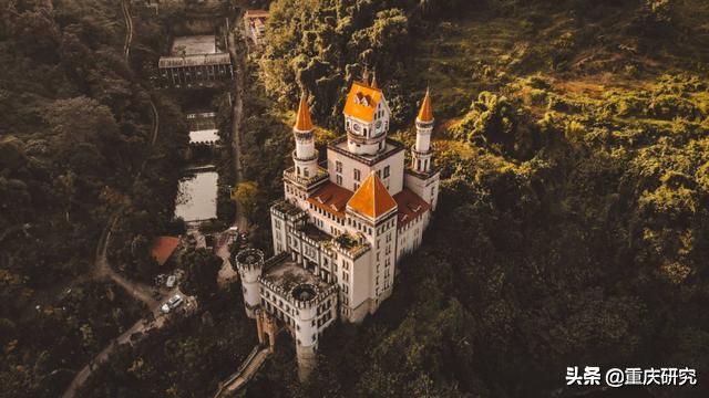 探秘荒废的城堡,探秘废弃堡垒