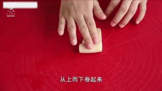 蛋黄酥手法视频,蛋黄酥换皮套路图解