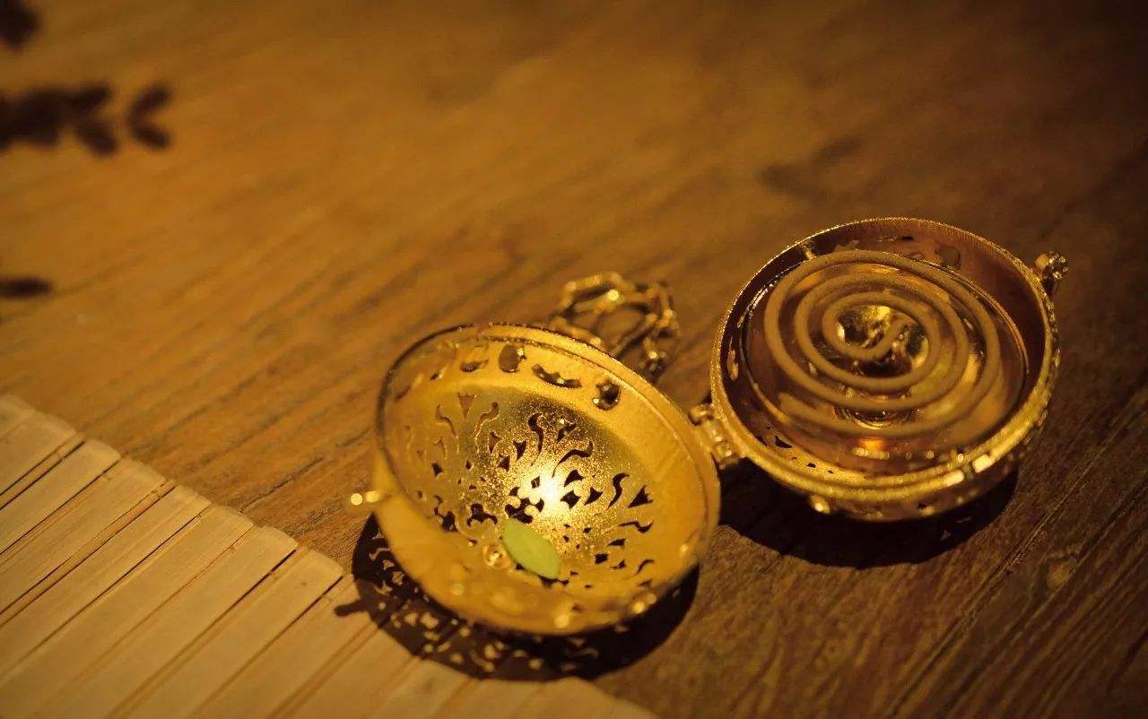 唐朝镂空香囊,现存八件唐香囊