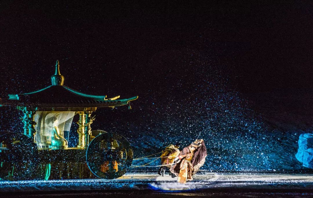 大昭寺刷金佛全过程,大昭寺可以给佛像涂金吗