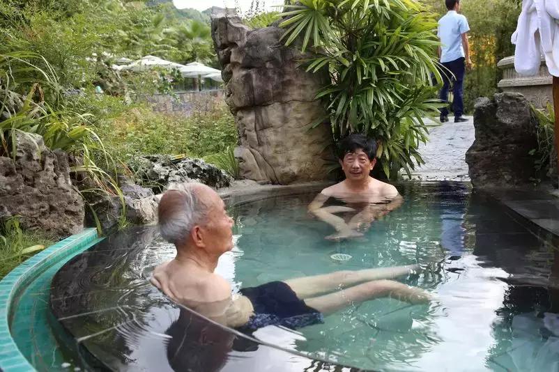 遵义枫香镇枫香温泉,贵州绥阳温泉高速