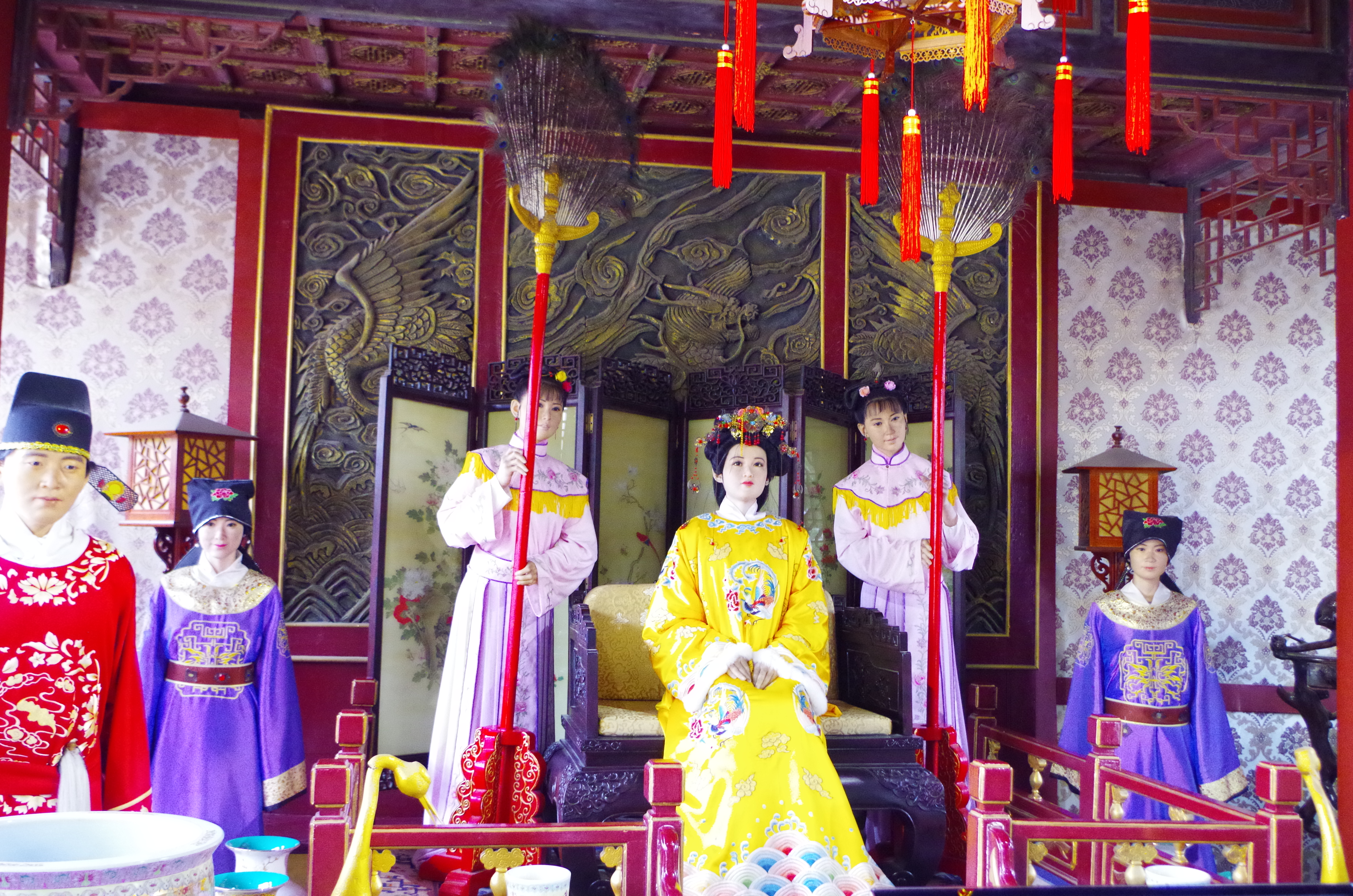 来自于1986年的荣国府