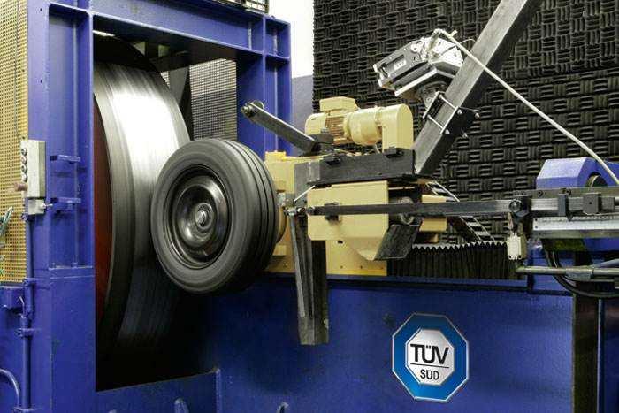 轮胎质量好不好看哪里,轮胎老是亏气不知道什么原因