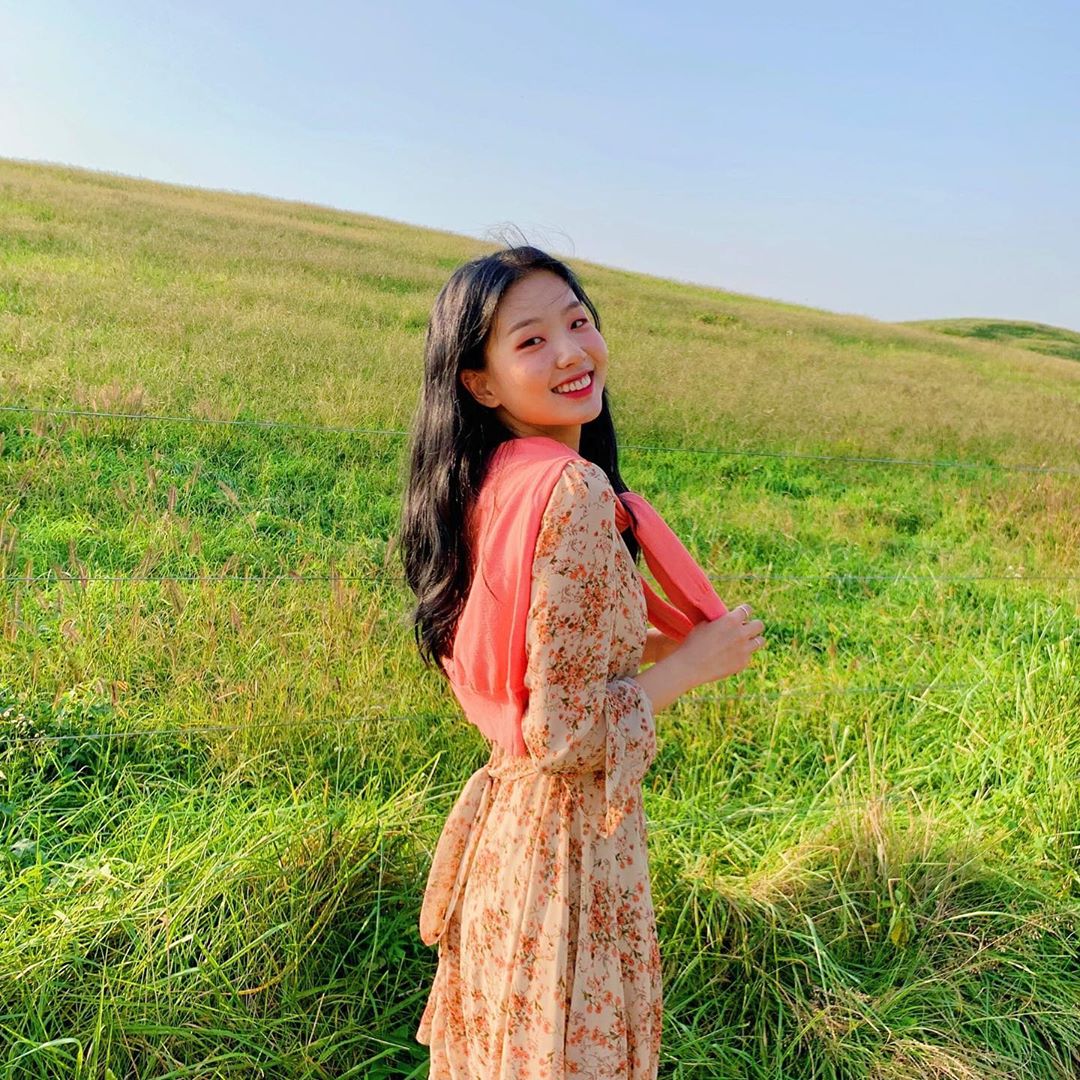 新款韩系碎花裙怎么搭配,欧韩裙搭配技巧