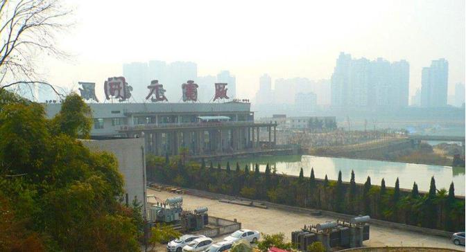 扑面而来的春风诗句,扑面而来的春风