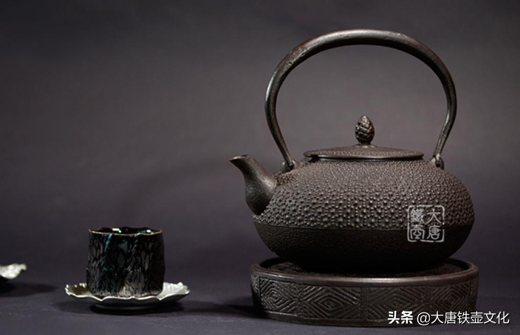 国产铁壶和日本铁壶区别,日本铁壶好还是中国铁壶好