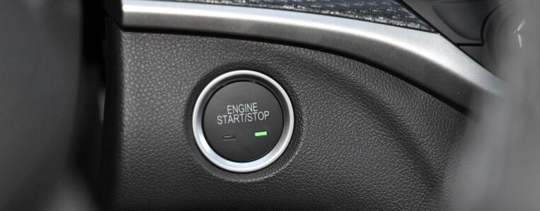 威朗四缸和英朗四缸到底选哪个好,价格配置一样选燃油车还是插混