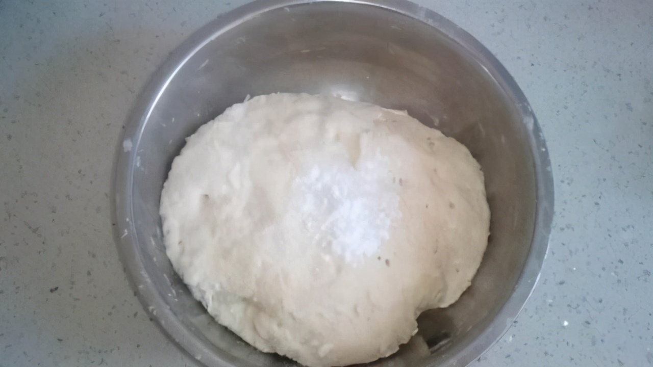 做煎饼和面详细教程,煎饼怎么和面又脆又香酥