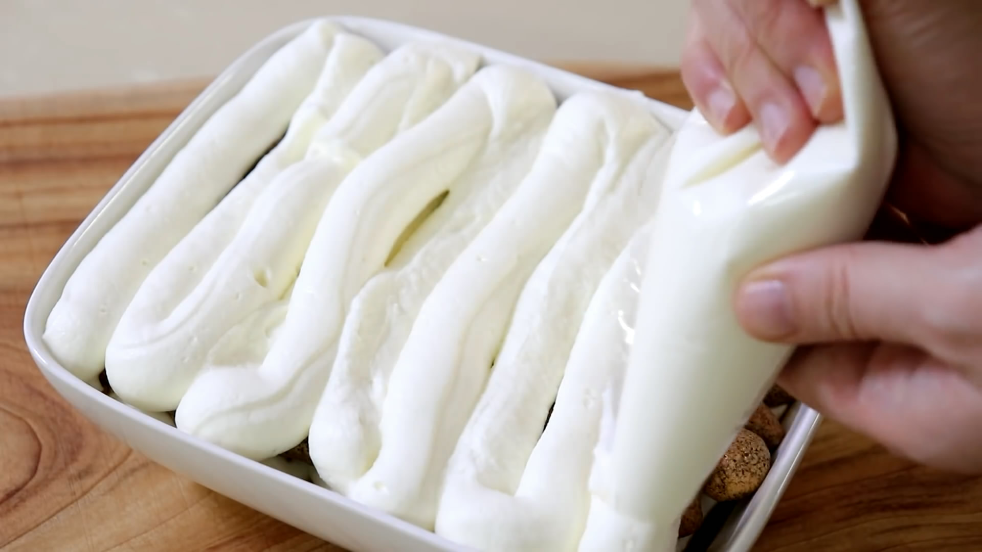 正宗提拉米苏做法,提拉米苏正宗做法没有芝士