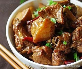 奉化芋头好吃还是荔浦芋头好吃,中国哪个地方的芋头最好吃