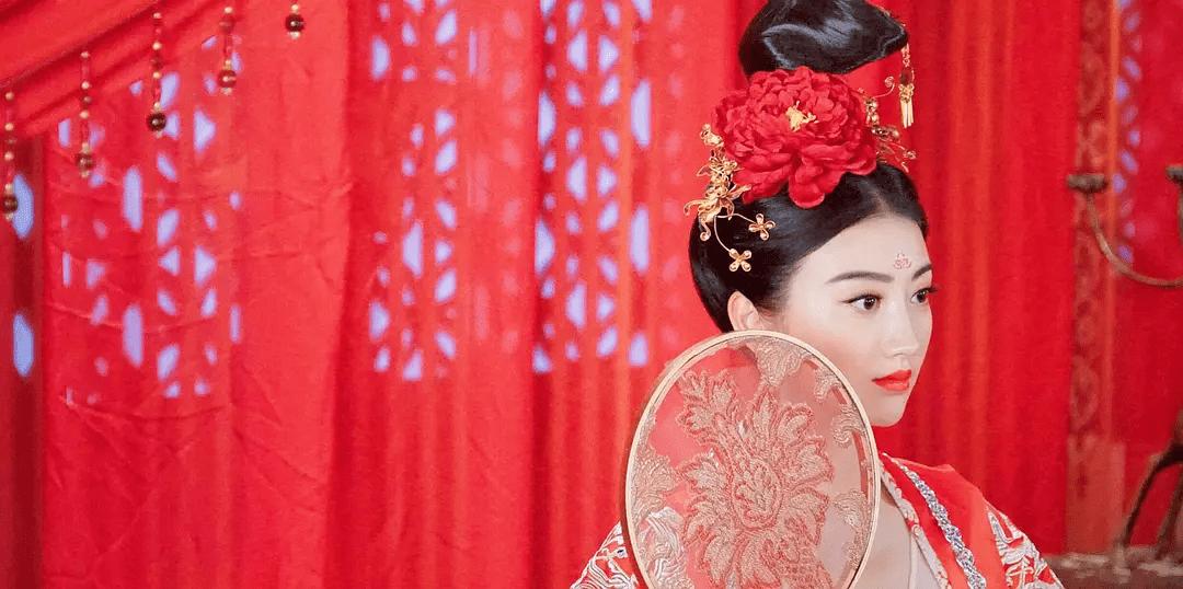 穿越古代娶三妻四妾的小说,穿越回古代能娶三妻四妾吗