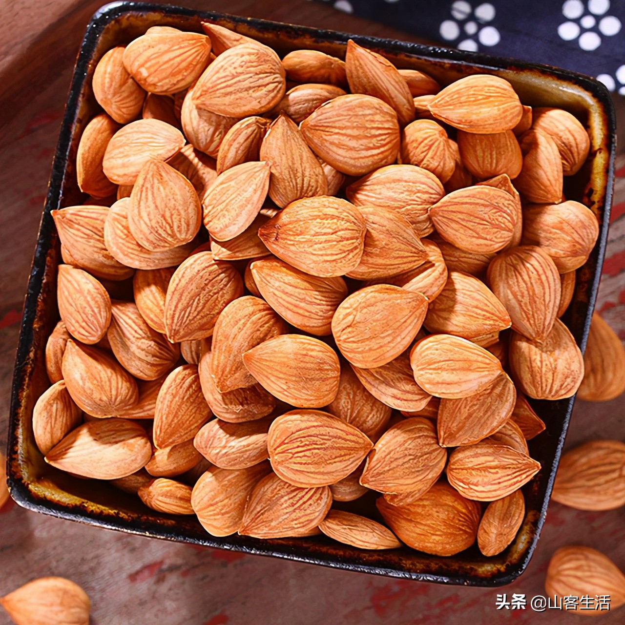 开家休闲食品怎样找货源,休闲食品店找货源怎么找