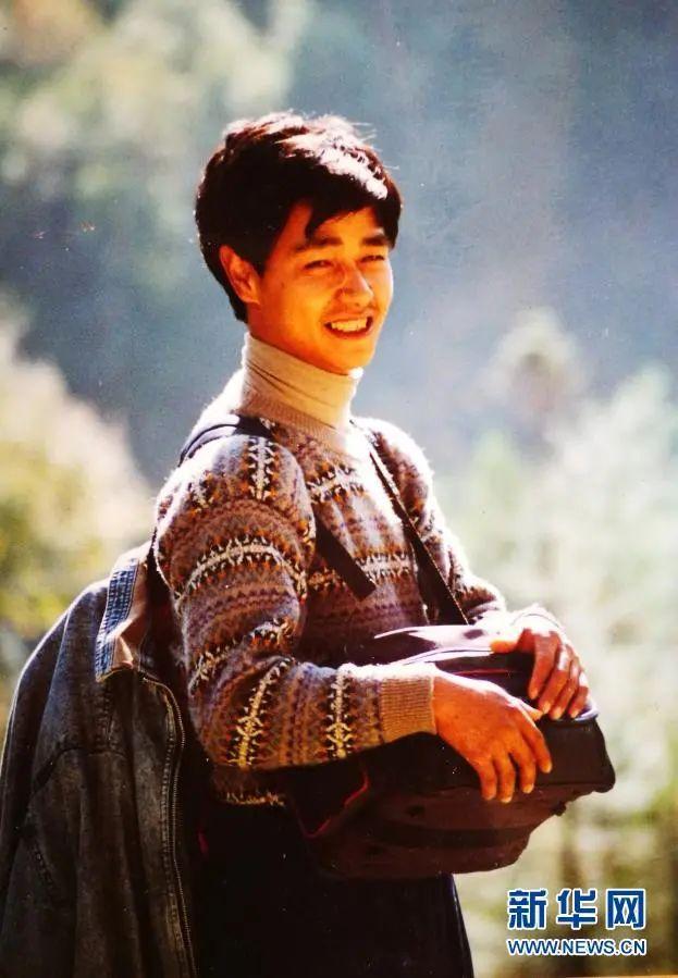 彪炳史册的脱贫攻坚战,伟大壮举中国脱贫攻坚成就展视频