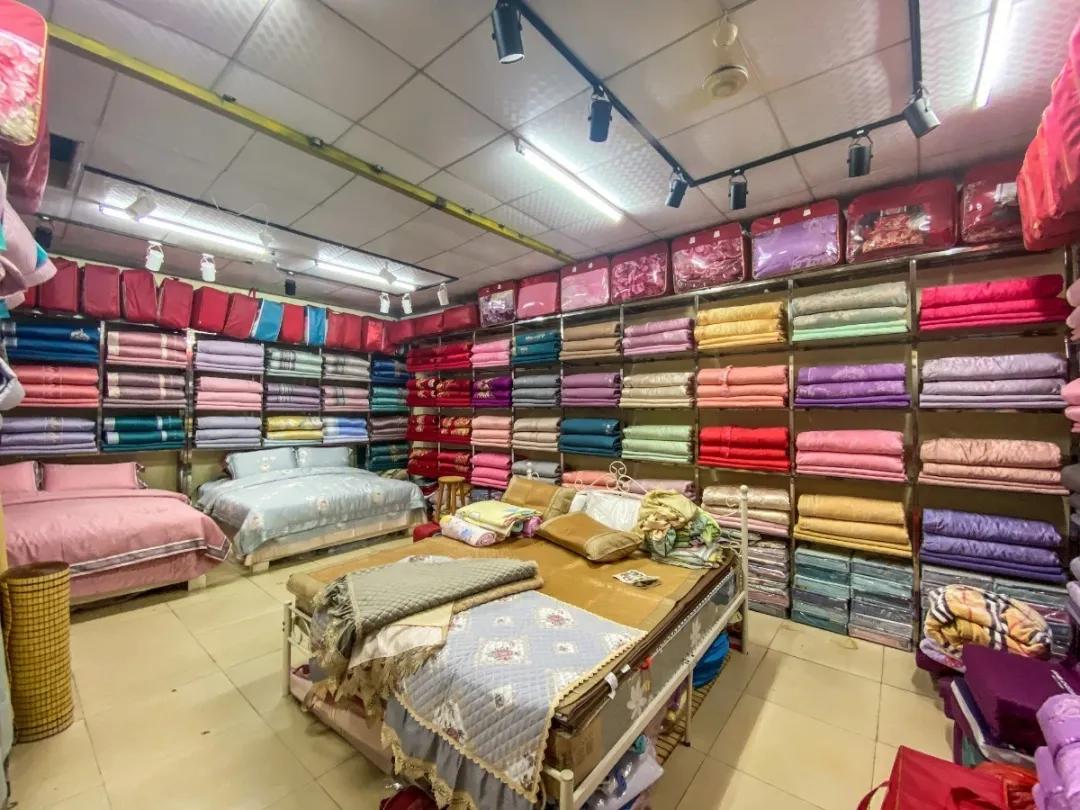 霞山外贸纺织城、服装城618狂欢节,消费满58元抽奖,100%中奖