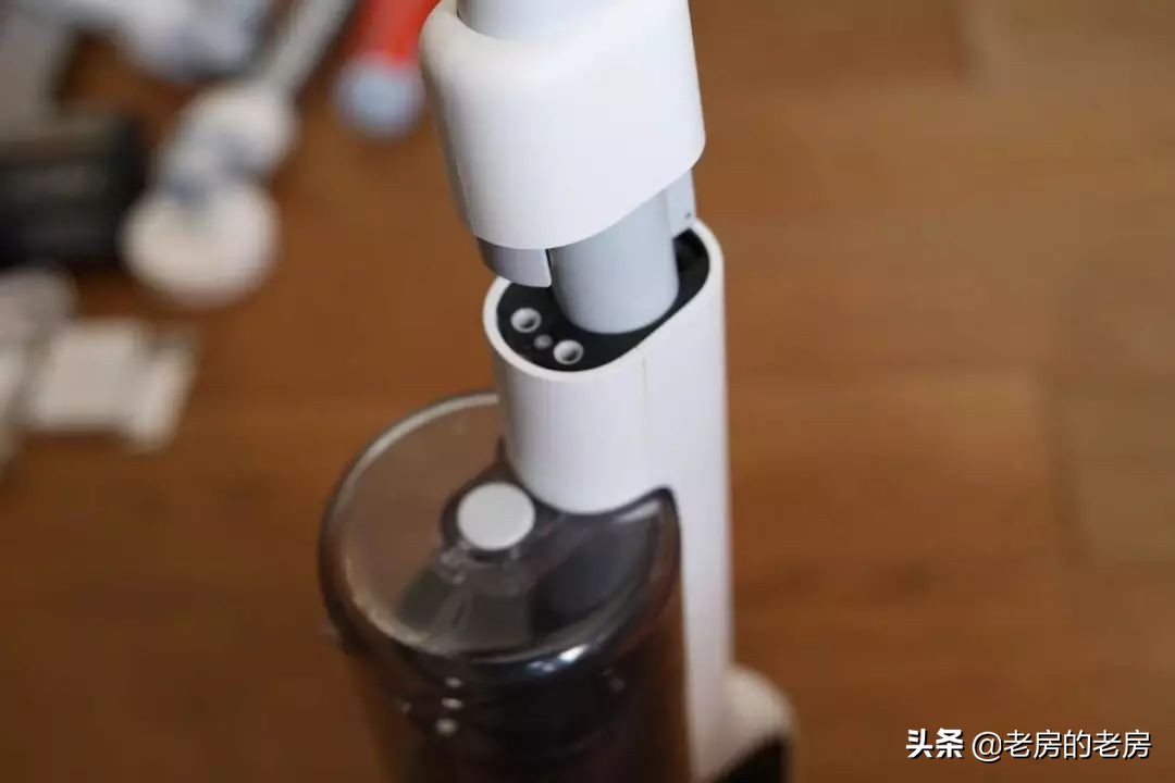 吸拖一体吸尘器和戴森,戴森洗脱一体吸尘器测评