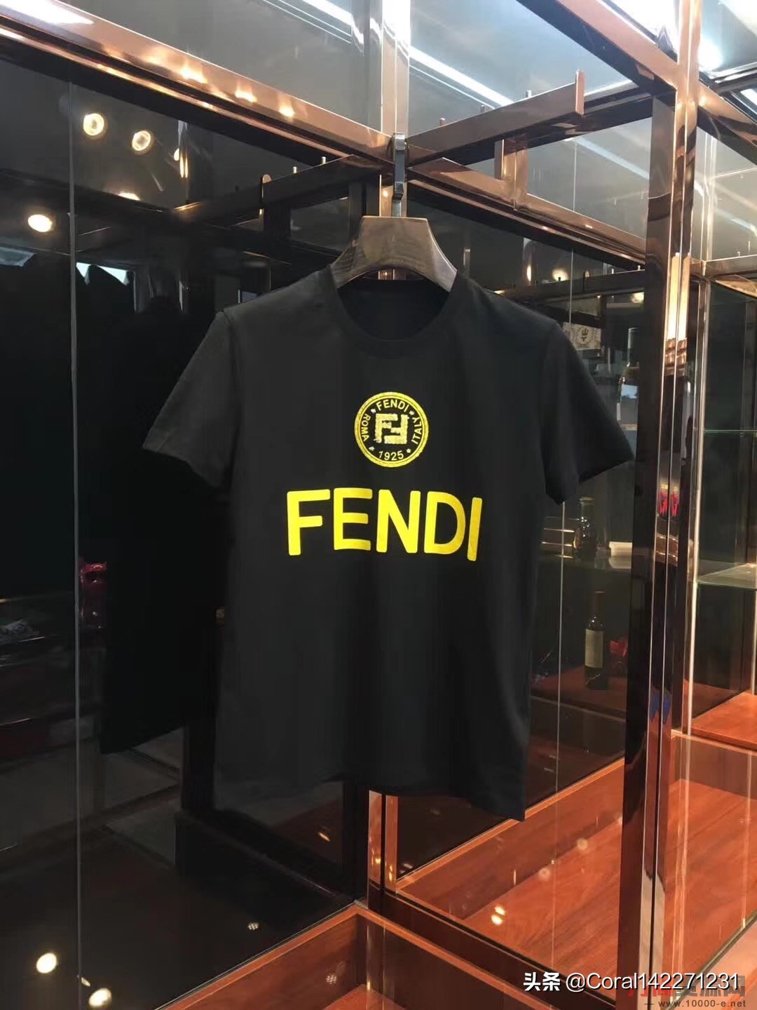 高仿潮牌衣服,潮牌高仿名牌衣服