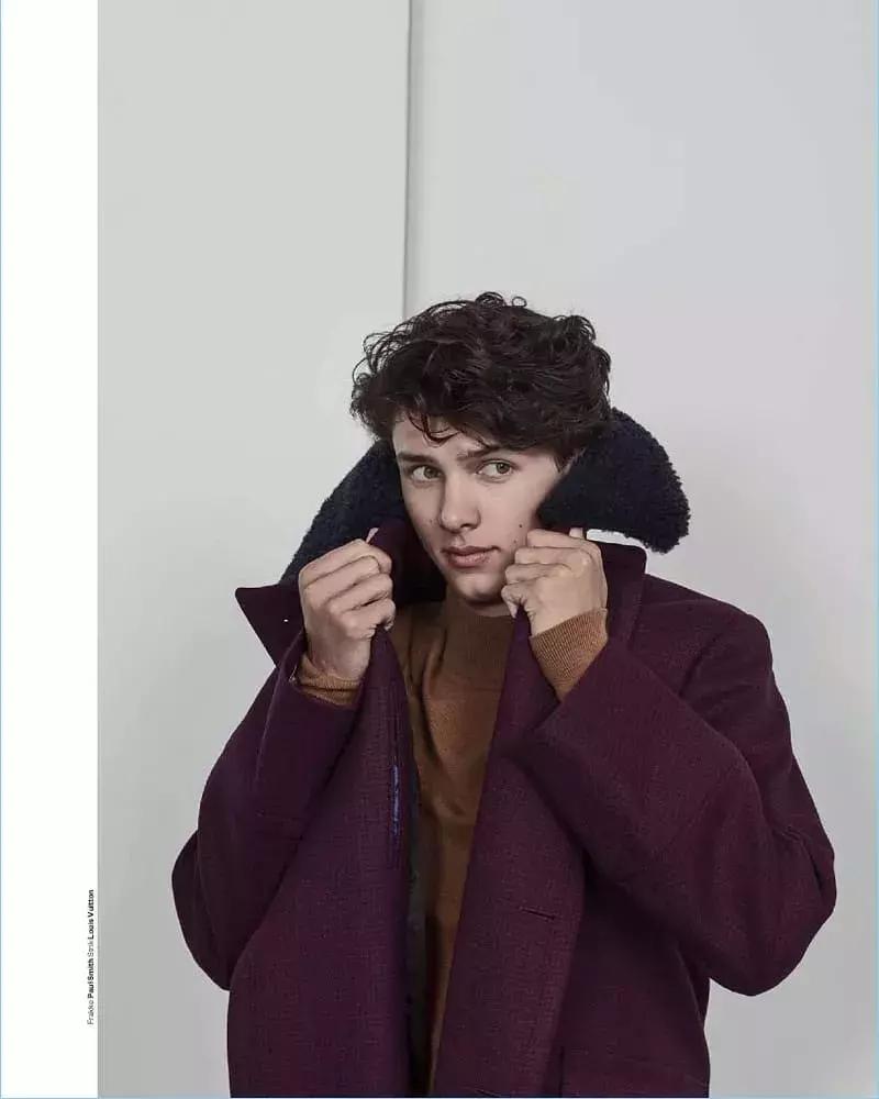 全球最帅王子18岁净身出户，上海打工赚钱：生来是王子，太惨了