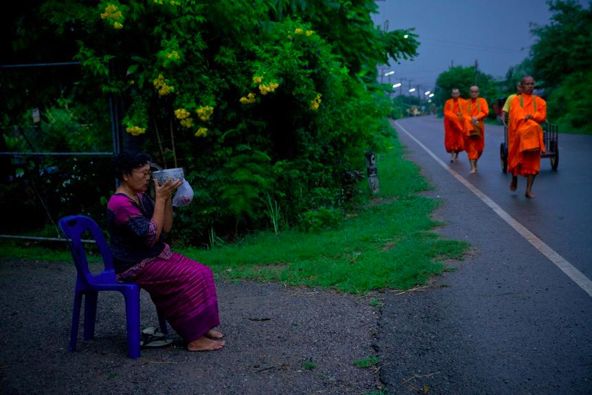泰国小媳妇有福了！家乡大米辗转1900公里到中国，馋哭不少网友