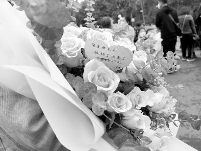 分别七年的有情人终成眷属,分开57年的夫妻相聚完整版