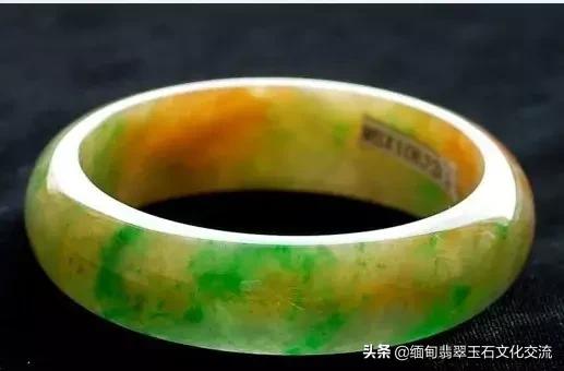 怎么辨别翡翠手镯好坏图解,翡翠手镯好坏最简单方法