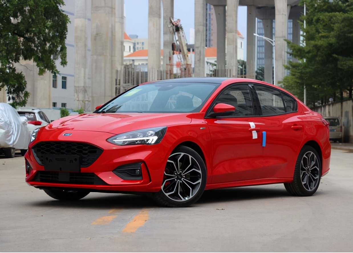 升级四缸动力新款福特福克斯发布,福特全新四缸福克斯最新消息